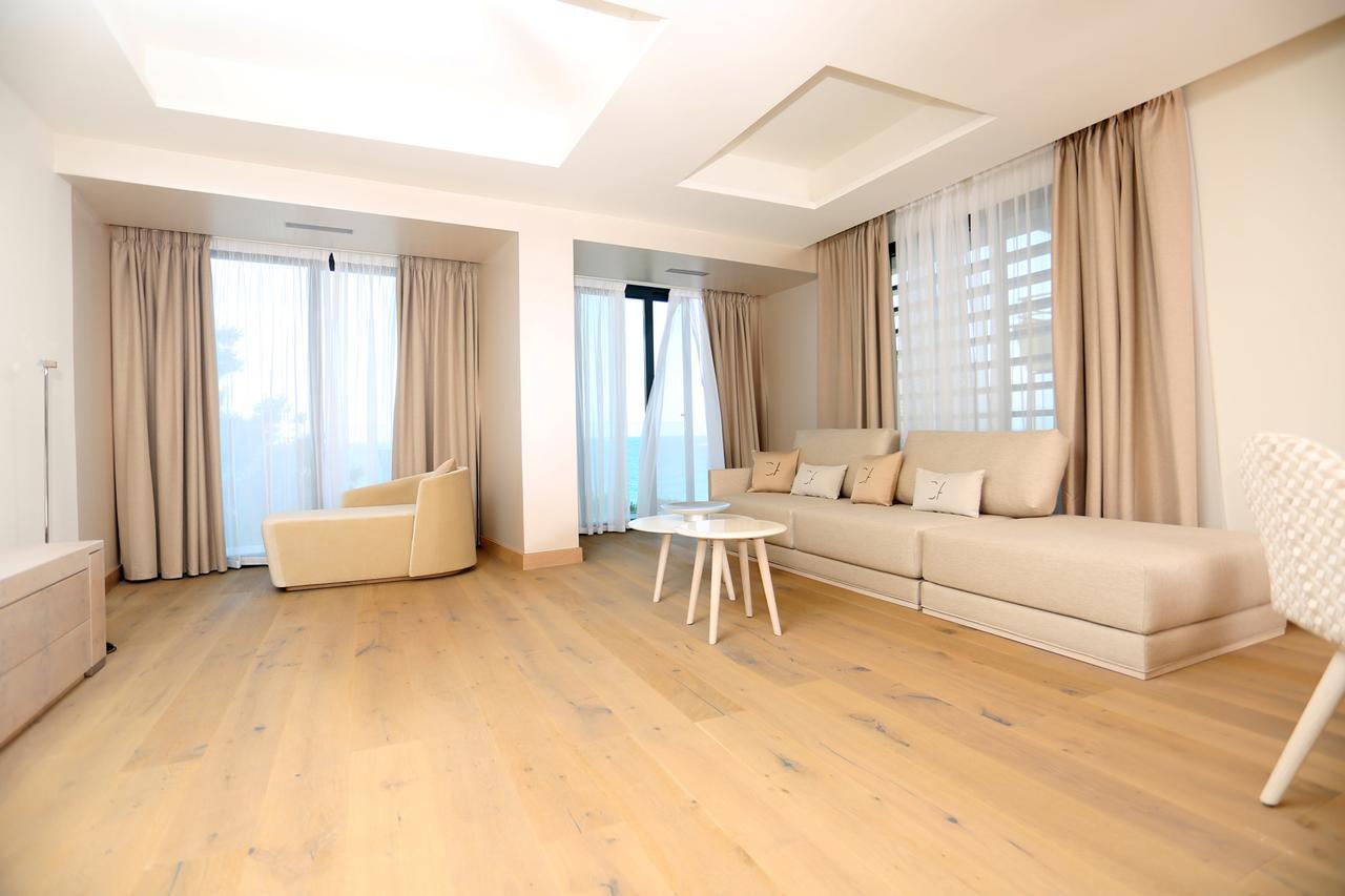 Cosmo Apartments 플라티야 다로 외부 사진