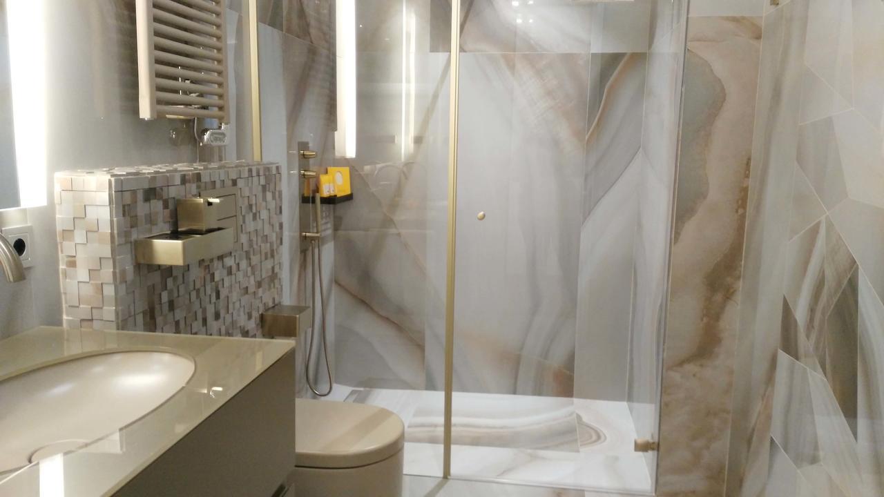 Cosmo Apartments 플라티야 다로 외부 사진